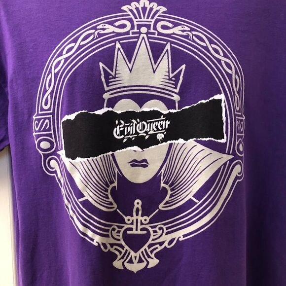 Disney Pixar Evil Queen Villains Purple Graphic T-shirt Large Snow White Movie - Picture 4 of 7